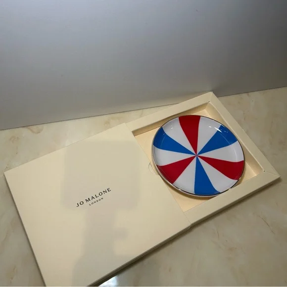 Jo Malone ceramic plate - Picture 9 of 9